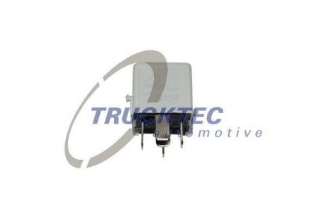 Реле топливного насоса BMW E30/36/34/39/32/38 TRUCKTEC 0842095