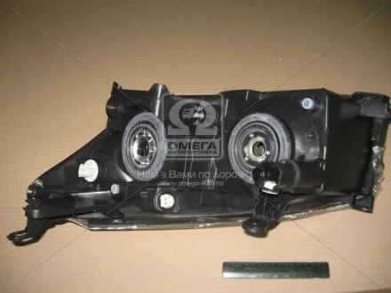 Фара права Toyota RAV 4 (06-08) HB3/H11 TYC 20-B531-05-2B