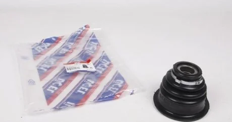 Пильовик шруса внутр. Trafic/Vivaro 1.9/2.5dCi/2.0i 01> Л. UCEL 10812B