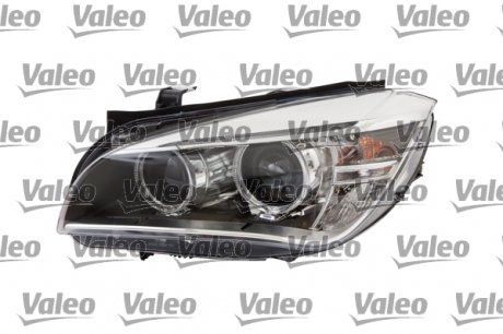 Фара автомобильная Valeo 044953