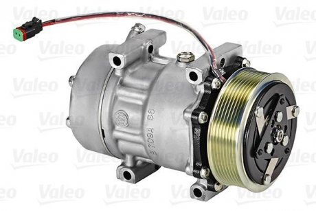 Компресор кондиціонера Valeo 813026