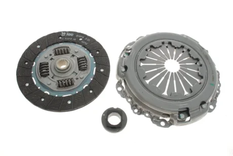 Комплект зчеплення + підшипник Valeo 826213