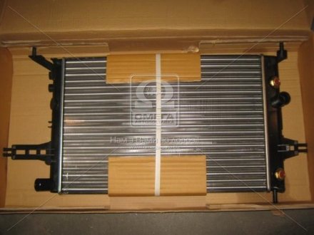 Фото радіатор, охолодження двигуна Van Wezel 37002256 Радіатор, охолодження двигуна Van Wezel 37002256