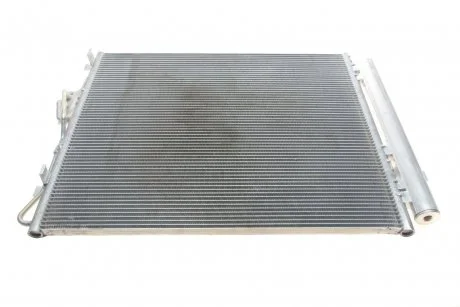 Конденсатор кондиціонера (з осушувачем) HYUNDAI SANTA FÉ II, SANTA FÉ II/SUV 2.0D/2.2D 03.06-05.13 Van Wezel 82005310