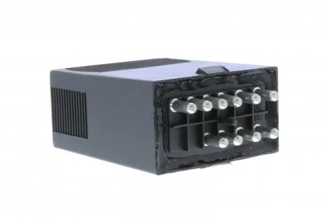 Реле паливного насосу MERCEDES G (W463), S (C126), S (W126) 3.0-5.5 12.79-08.97 VEMO V30710026